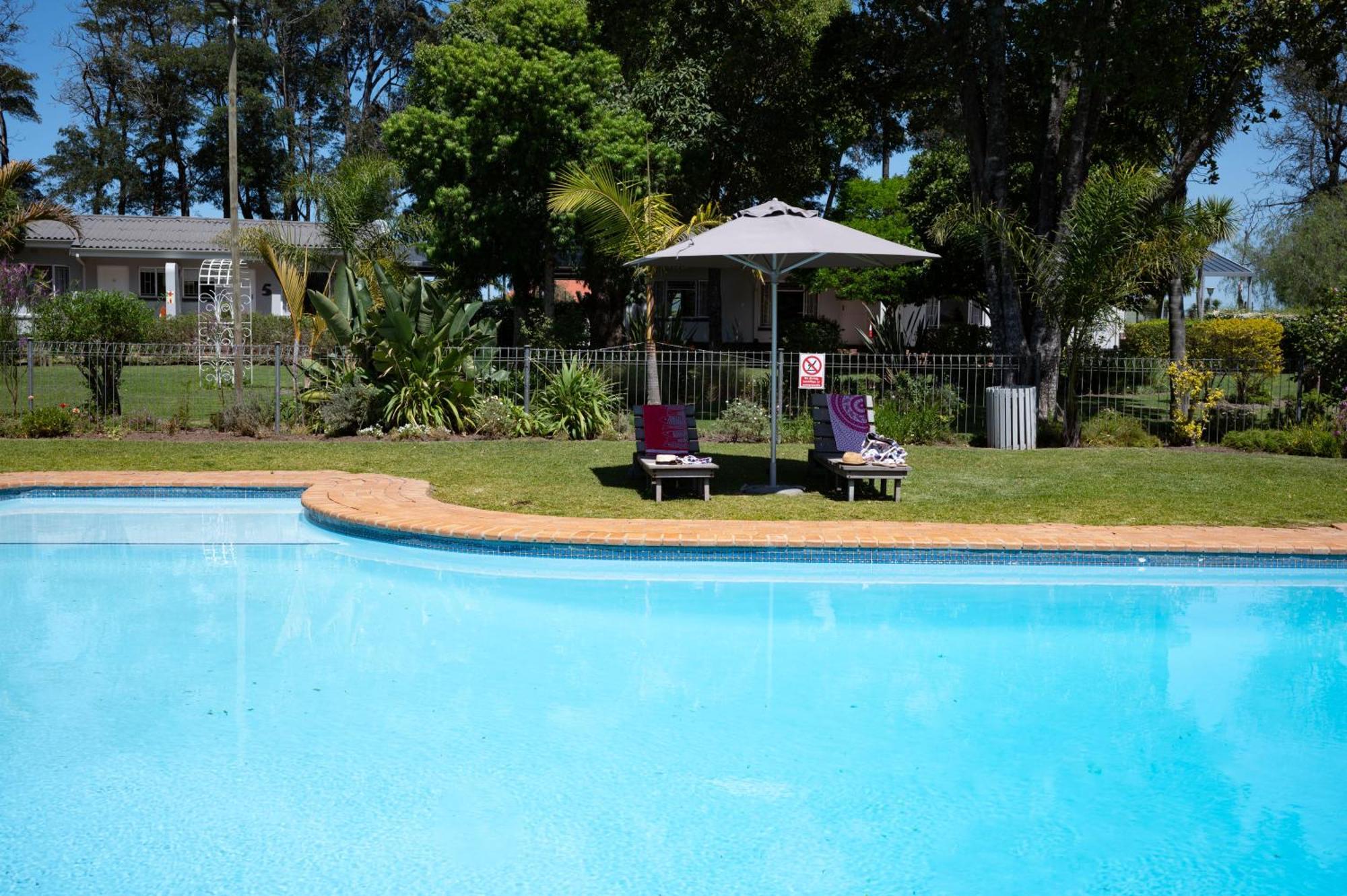 Pine Lodge จอร์จ ภายนอก รูปภาพ